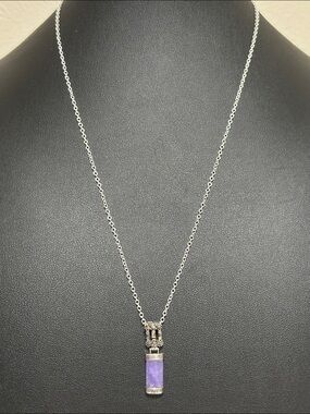 JJT Sterling Silver Art Deco Style Marcasite & Lavender Jade Cabochon Necklace